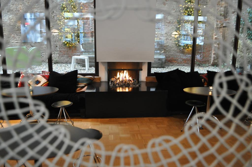Banks Antwerp Hotel Exterior photo