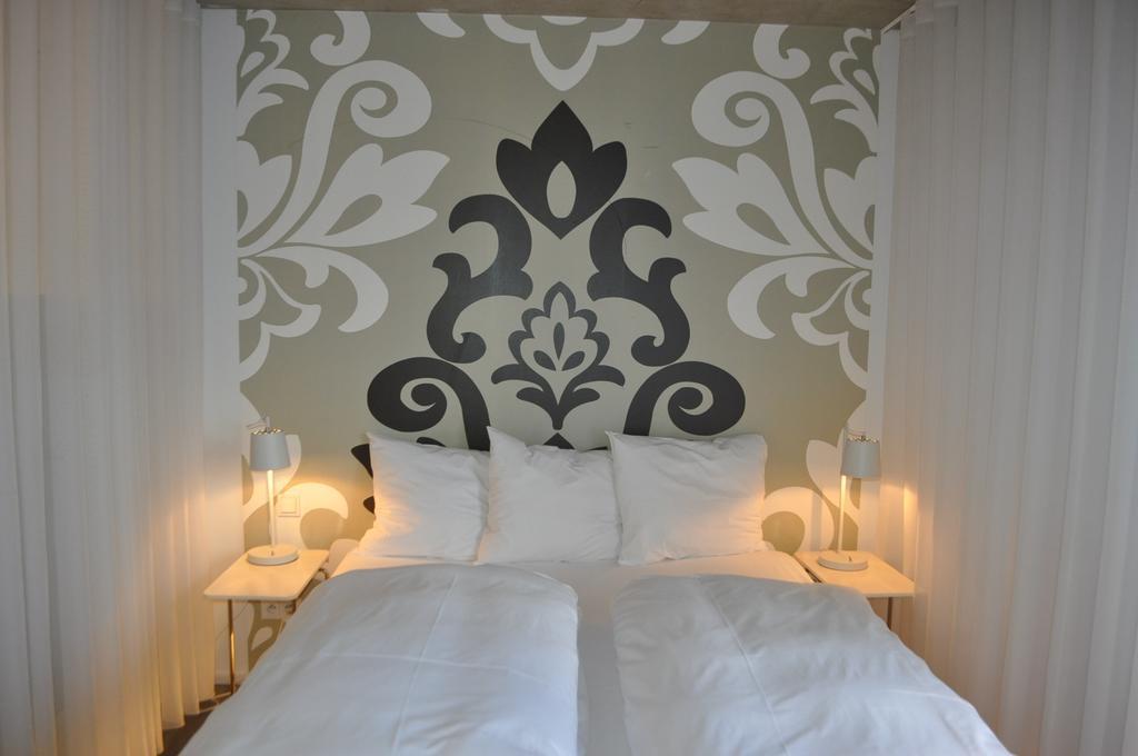 Banks Antwerp Hotel Exterior photo