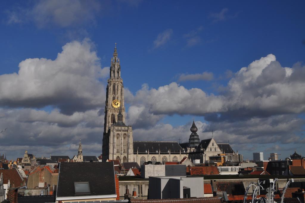 Banks Antwerp Hotel Exterior photo